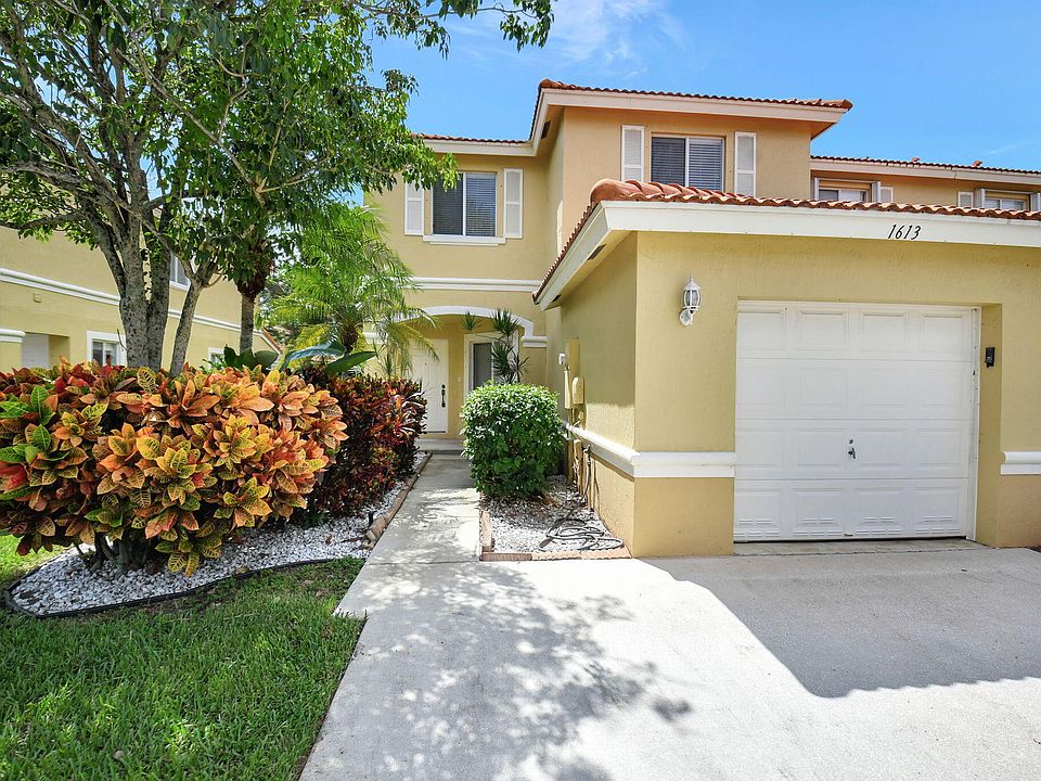 1st image of 1613 Cetona Drive