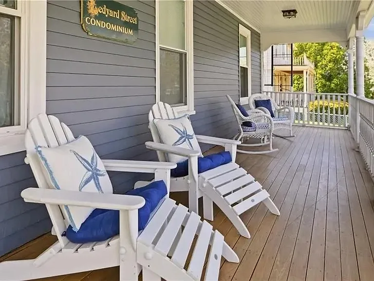 419 Broadway St #5 — Photo 26