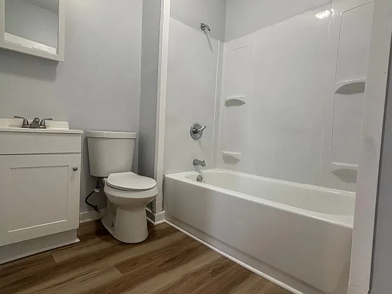 12709 Parkhill Ave — Photo 6