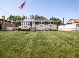 7416 S Octavia Ave, Bridgeview, IL 60455