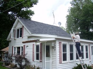 220 S Roosevelt St, Saint Croix Falls, WI 54024