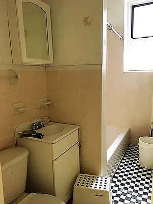 Rented by Lang Realty LLC | media 7