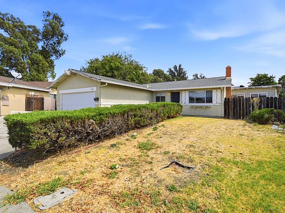 3rd image of 2338 Bobwhite Ct
