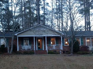 2508 Castleton Dr, Sanford, NC 27330