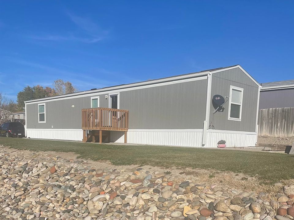 1st image of 1043 Carbonera Ave