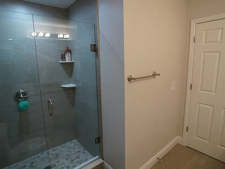 1517 N Grandview St #1 — Photo 69