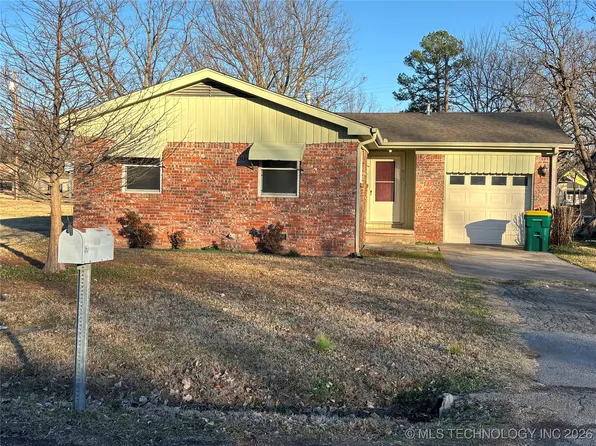 915 S Oklahoma St, Sapulpa, OK 74066