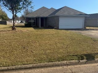 578 McDonald Dr, Wetumpka, AL 36092