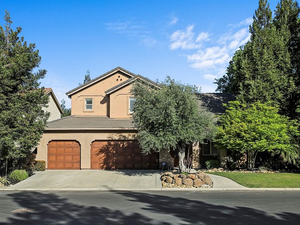 1st image of 10952 Saint Moritz Cir