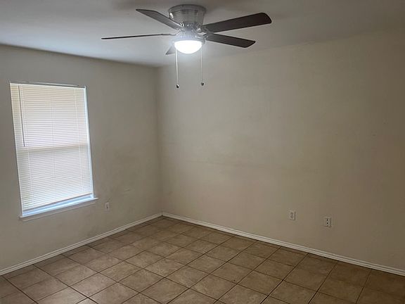 5th image of 351 McKenna Ave
