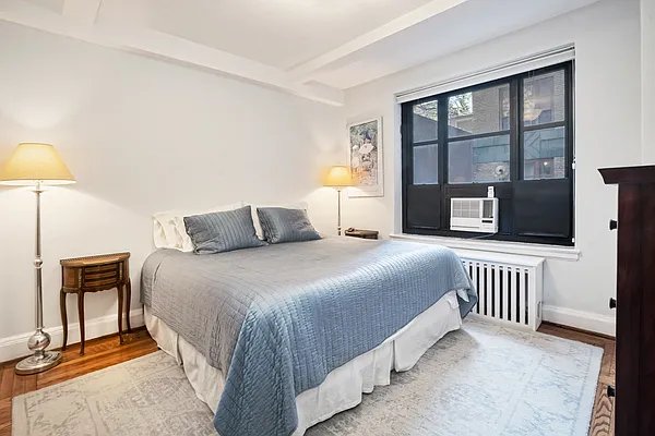 Sold by Compass | media 7
