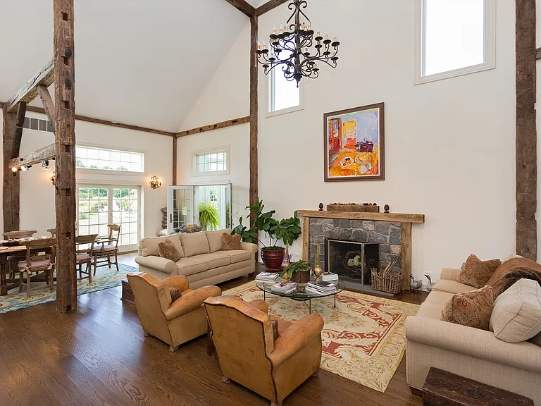 Bay Ln — Photo 11