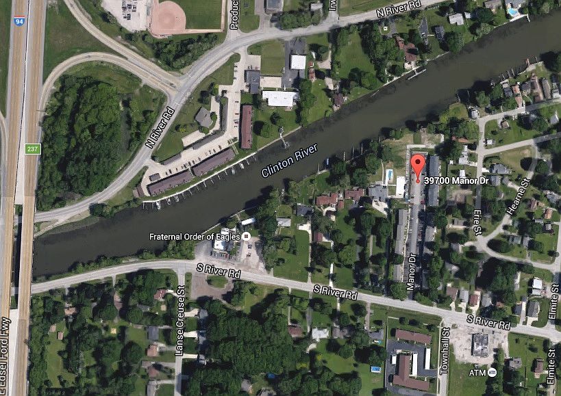 1st image of 39700 Manor Dr