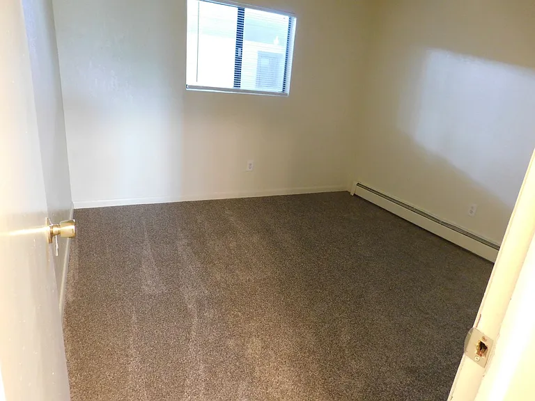 125 Franklin Ave #213 — Photo 10