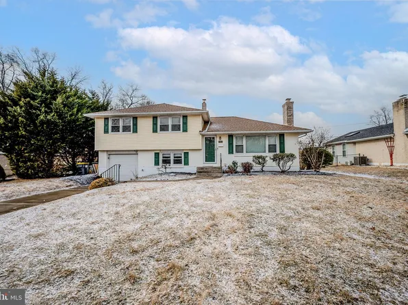 1013 Graylyn Rd, Wilmington, DE 19803