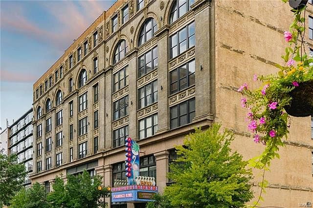 1st image of 1123 Washington Ave #512