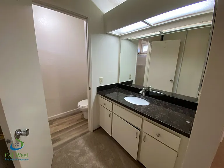 421 Gwinn Ct — Photo 23