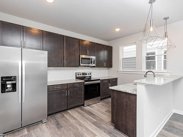1529 Porter St #A — Photo 10