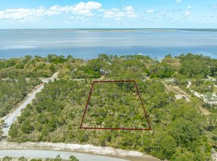 150 N Bay Shore Dr, Eastpoint, FL 32328