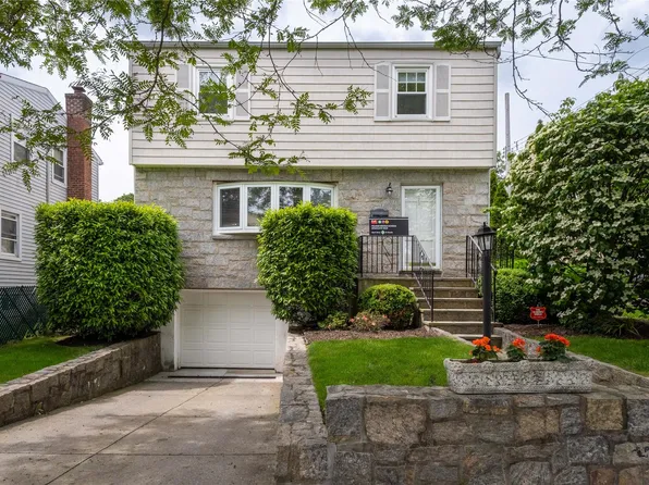 529 Fourth Avenue, Pelham, NY 10803