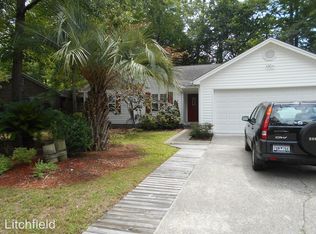 121 Colonial Cir, Murrells Inlet, SC 29576