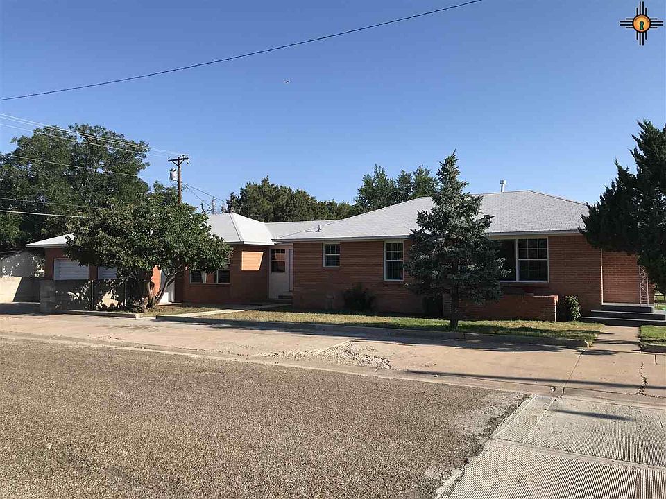 1st image of 1424 S Globe Ave