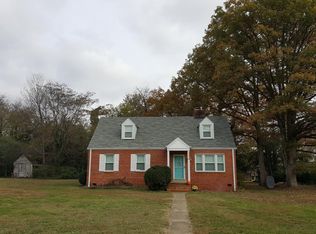 1543 Tudor Ln, North Chesterfield, VA 23235