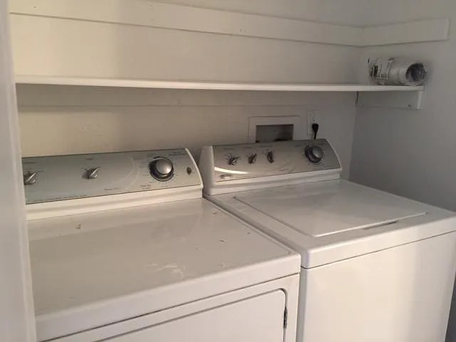 443 Wright St #209 — Photo 4