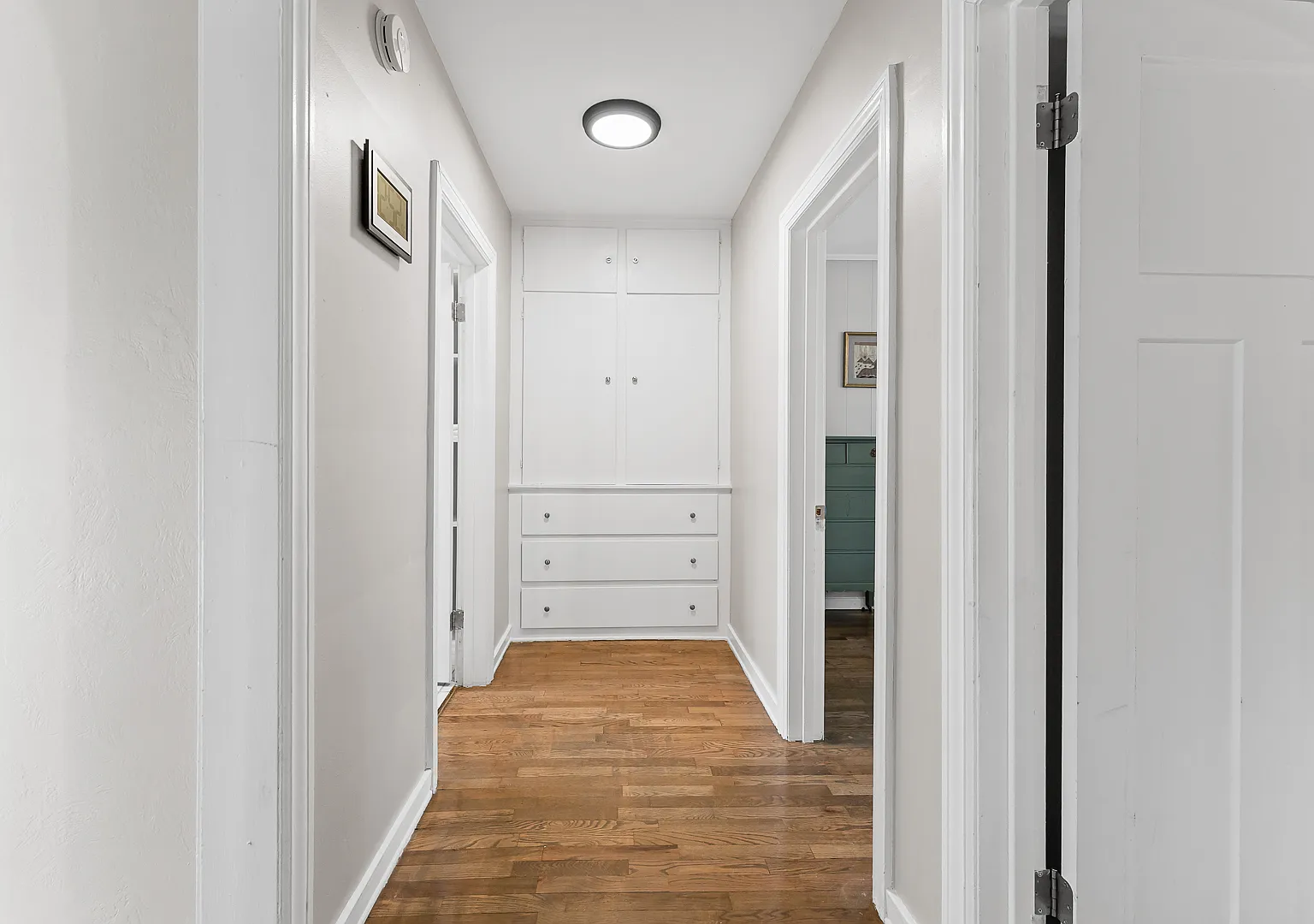 3 bed, 1352 sqft, $1,600 — Photo 4