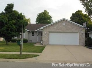 123 Larkspur Dr, Catlin, IL