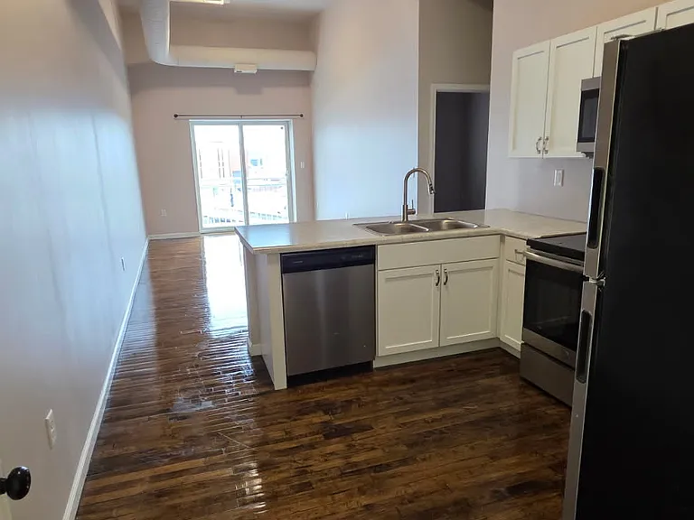 Esser Lofts — Photo 9