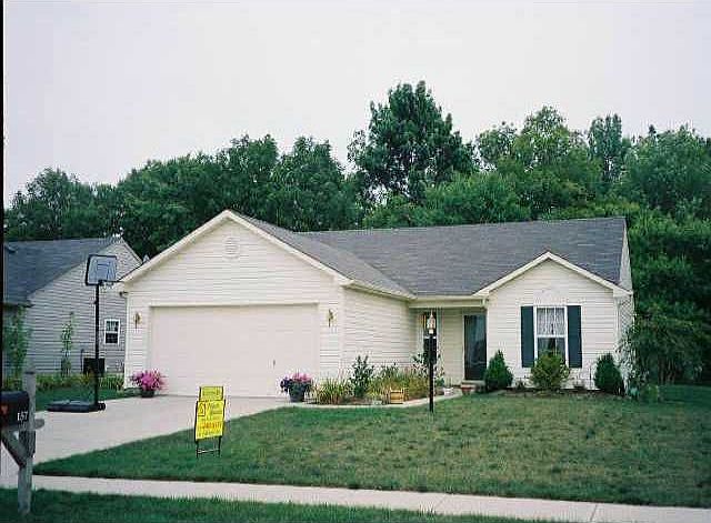 1st image of 157 Broadmoor Bnd