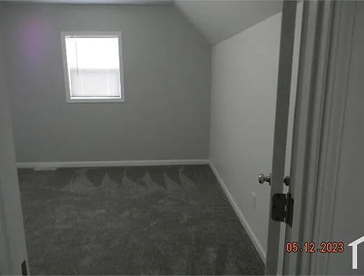238 Frank Ave — Photo 8