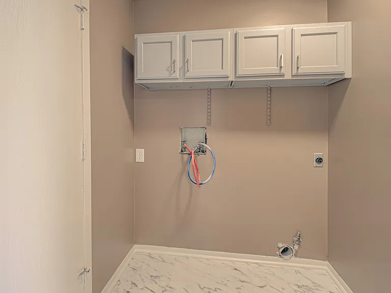 8596 Perry Ln — Photo 21