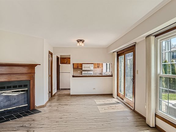 4th image of 4565 Olmstead Dr