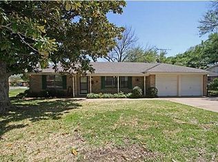 3501 Wedgway Dr, Fort Worth, TX 76133
