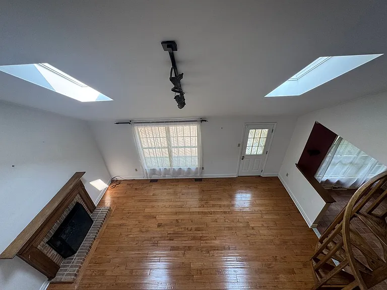 102 Ravenwood Pl — Photo 14