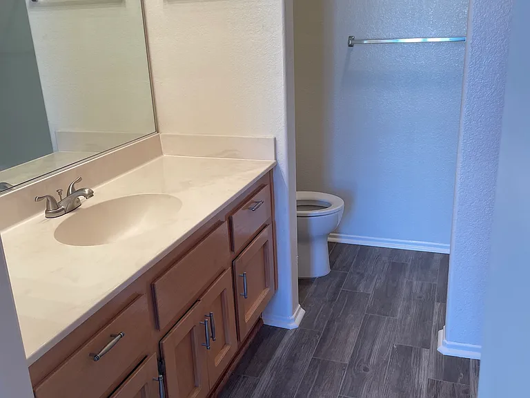 12606 Springbrook Dr #B — Photo 14