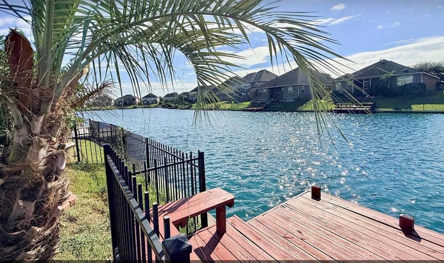 Lakefront Home For Rent - Missouri City | $3,400/Month — Photo 1