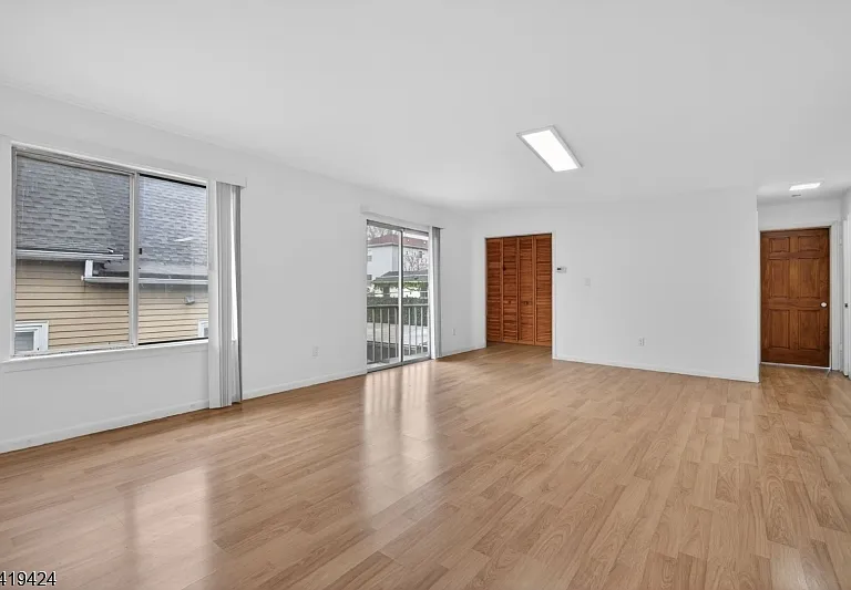 485 Broadway #11 — Photo 5