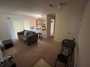 832 Newport Ter #832, Blacksburg, VA 24060