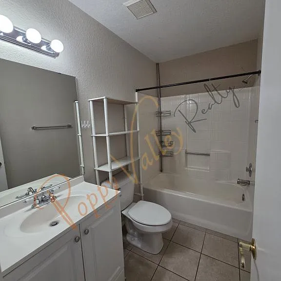 1811 Motor Ave — Photo 6