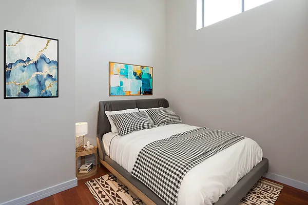 Rented by R New York | media 6