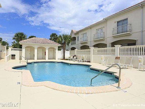 Splash around in the beautiful Villas of Ocean Gate pool!