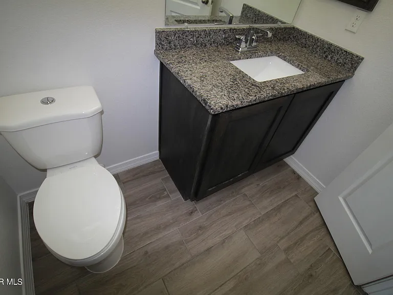 620 Adrian Arellano St W — Photo 48