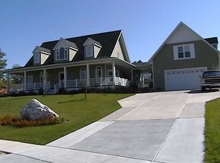 5212 Winterset Dr, Rapid City, SD 57702