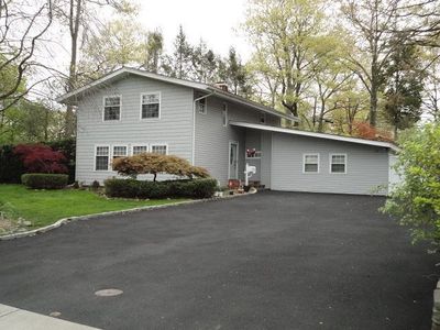 36 Florida Ave, Commack, NY, 11725