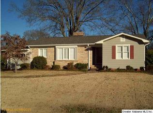 314 Moorefield Dr, Talladega, AL 35160