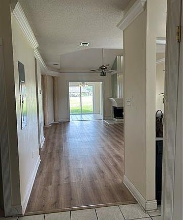4th image of 81 Lake Lynn Dr