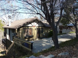 441 Darfo Dr, Crestline, CA 92325